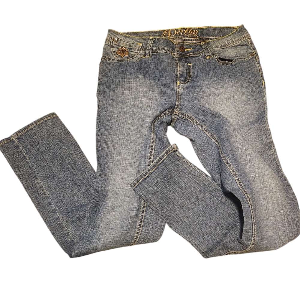 DEREON Y2K Junior 3/4 jeans w/ gold hardware fleur-de-lis